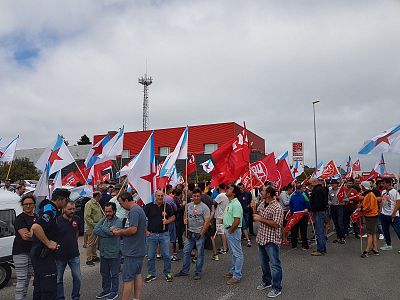 2017-07-13 piquete Metal Compostela 001.jpg